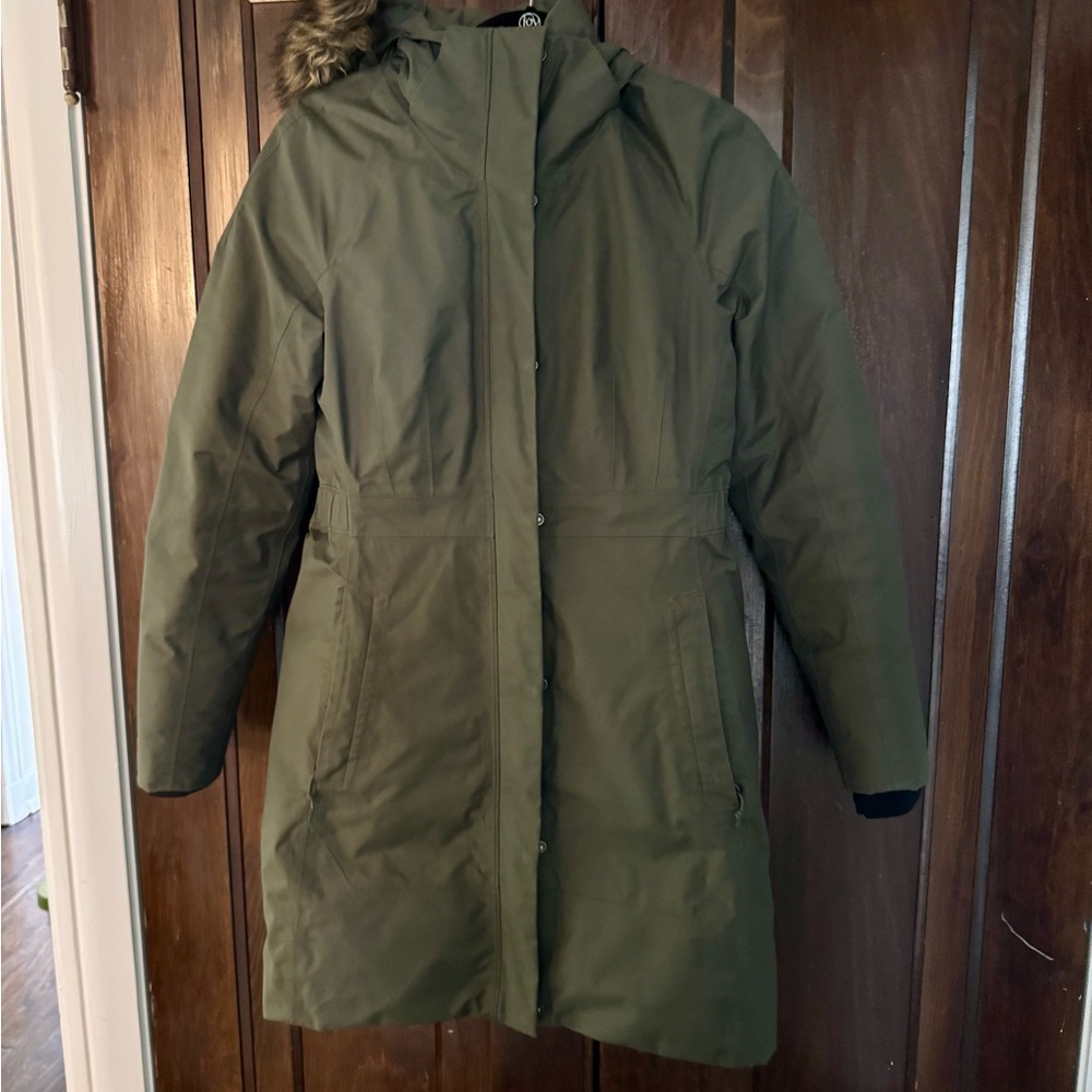 The North Face Olive Green Women's Parka